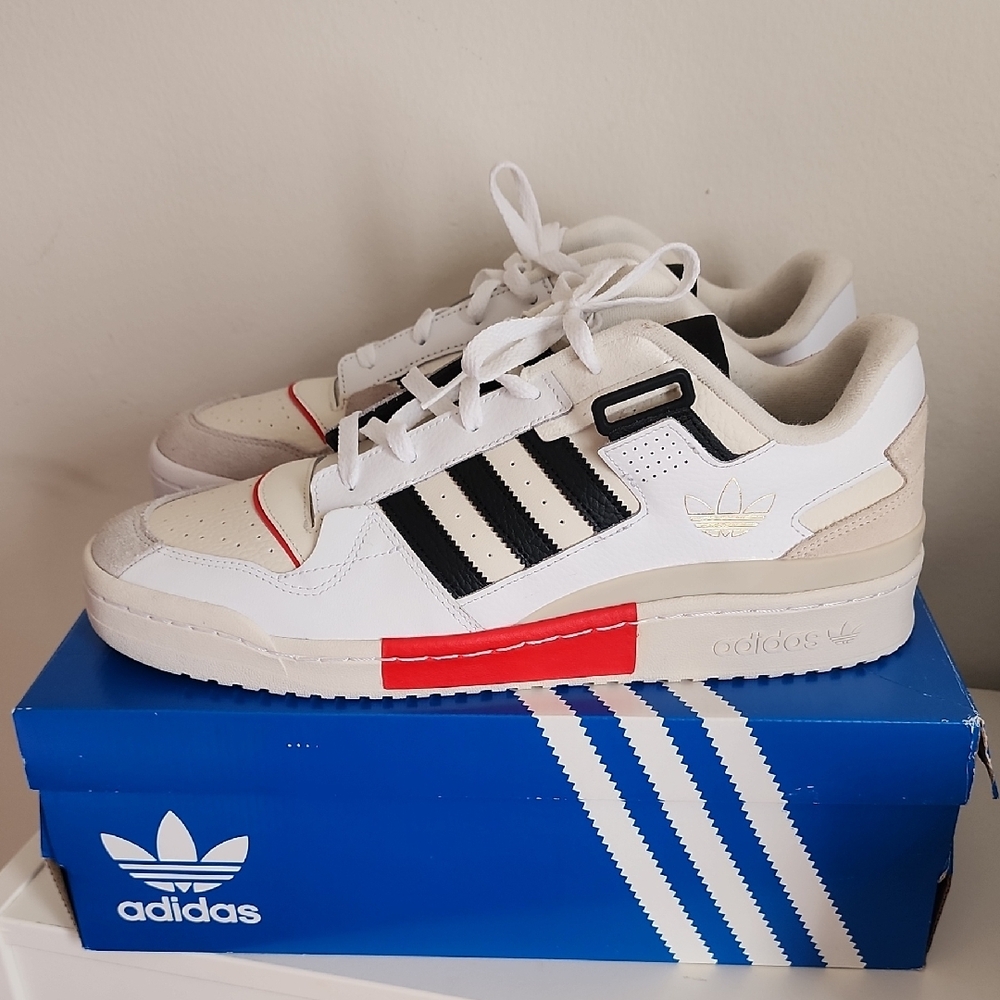 Adidas White and Black Sneakers